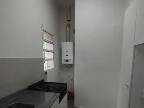 EXCELENTE UBICACIÓN - 1 DORMITORIO - RECICLADO