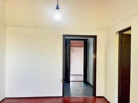 VENTA CASA 3 DORMITORIOS Y GGE CENTRO FLORIDA