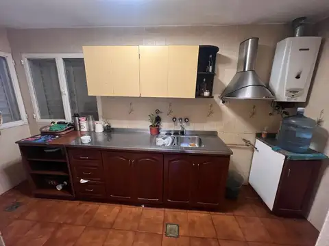 Casa en Alquiler con 1 cochera