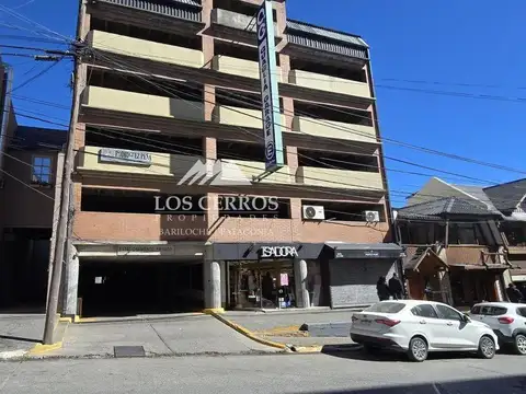 Cochera en venta céntrica - Quaglia Garage, San Carlos de Bariloche