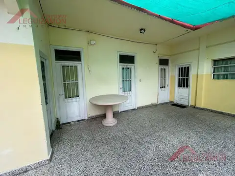 SIN EXPENSAS - AMPLIO PATIO - MUY LUMINOSO - TODOS LOS AMBIENTES SEPARADOS