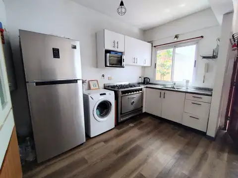 Depto Tipo Casa en Venta de 3 ambientes