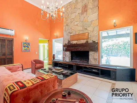 Casa en Venta de 5 dormitorios