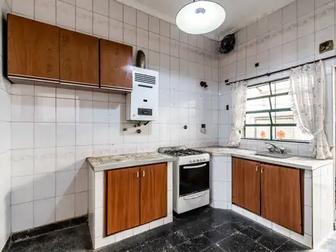 Depto Tipo Casa en Venta de 5 ambientes