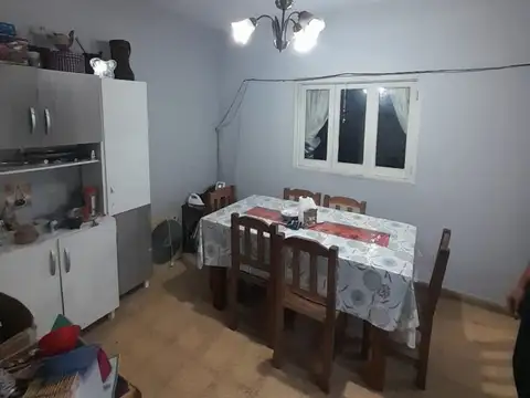 PH EN VENTA CASA Y LOCAL AL FRENTE EN BELLA VISTA