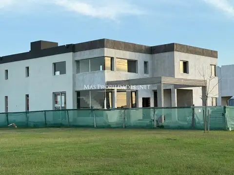 Casa en Venta de 5 dormitorios