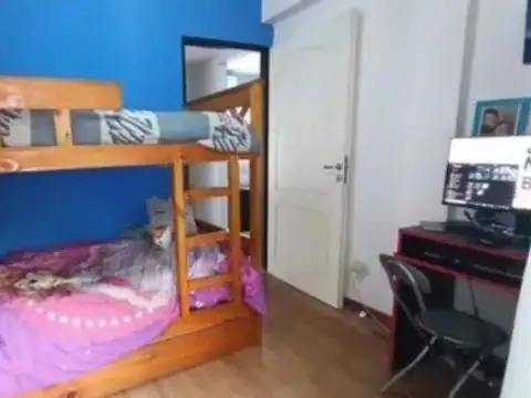 Depto Tipo Casa 3 ambientes con 2 baños
