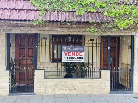 NUEVO VALOR   PH DE DOS AMBIENTES HOY (CON PATIO Y TERRAZA PROPIA), QUE PUEDE SER UN CUATRO AMBIENTES MAÑANA.