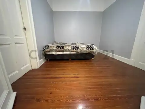 Avenida Belgrano 2000, Piso 3