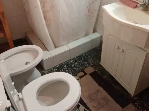 Casa en Venta en Gonzalez Catan, USD 95.000