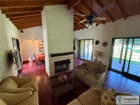 Casa en Venta con 1 cochera