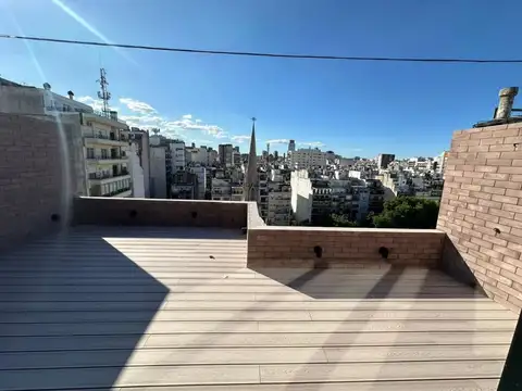 VENTA DE MONO AMB EN ALTO PALERMO CON BALCON MUY LUMINOSO!