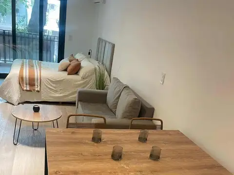 Av. Coronel Diaz 1700, Piso 1