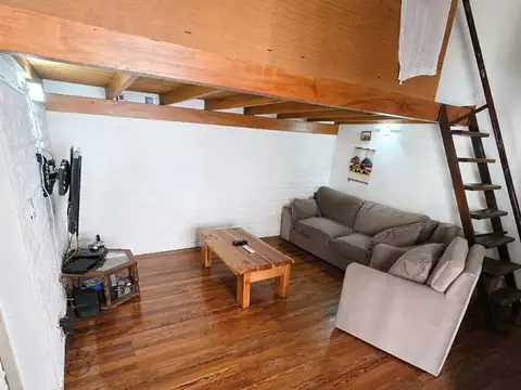 Depto Tipo Casa en Venta de 4 ambientes