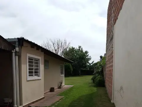 CASA 6 AMB - GARAGE - PARQUE - IDEAL 2 FLIAS