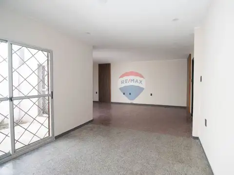 Alquiler casa Belvedere  garage y galpón 2D