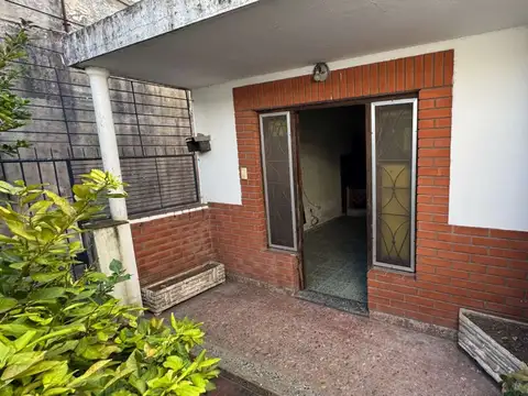 Depto Tipo Casa en Venta en Villa la Florida, USD 45.000