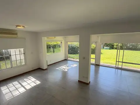 EL ROCIO - CASA EN ALQUILER TRES DORMITORIOS CON PISCINA