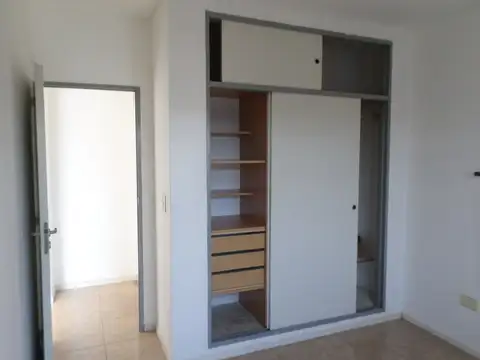 Depto Tipo Casa en Alquiler en Munro, $ 650.000