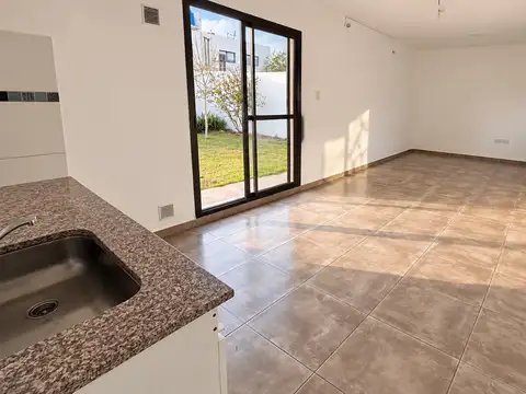 Casa en Alquiler en Córdoba, $ 1.360.000