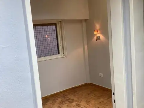 Departamento en Alquiler en Olivos, $ 900.000