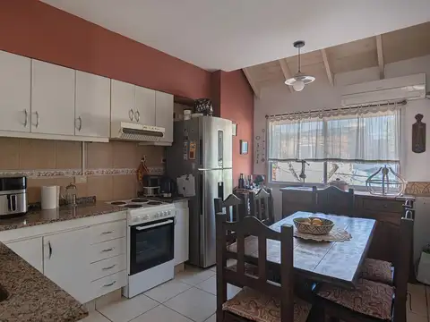 Depto Tipo Casa en Venta de 3 ambientes