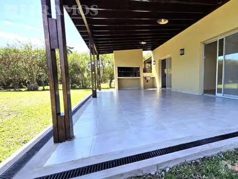 Casa en Alquiler en Villanueva, USD 2.150