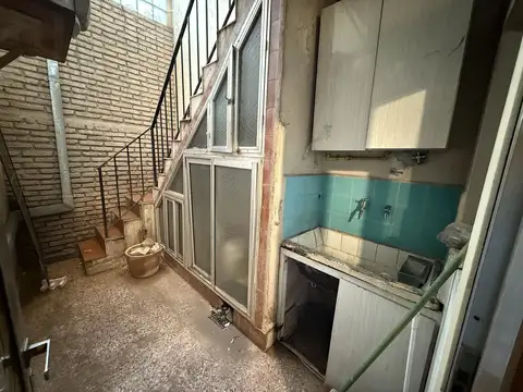 Depto Tipo Casa en Venta 50 años