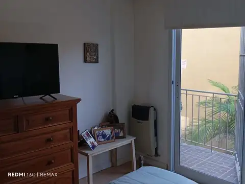VENTA CASA TRIPLEX 4 AMBIENTES PATIO BELLA VISTA