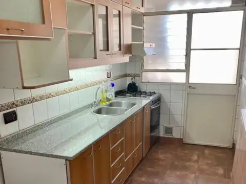 Departamento en Alquiler con 1 cocheras