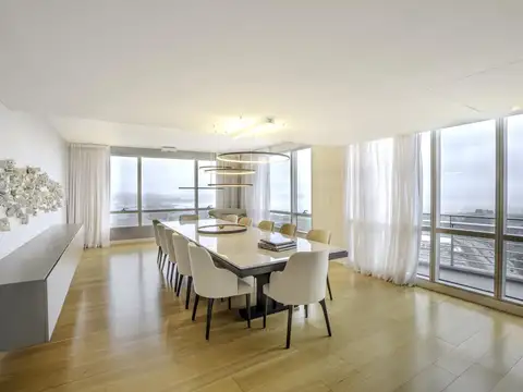 Exclusivo Departamento en Alquiler Torres Al Rio 400mts2