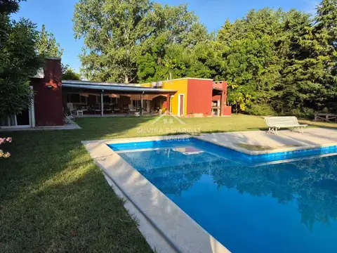 Casa Quinta  en Venta en El Solar de Capilla, Exaltación de la Cruz, G.B.A. Zona Norte