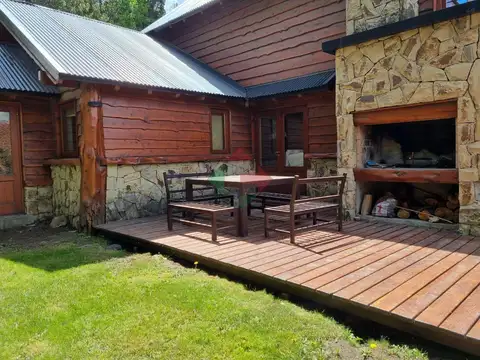 Casa 7 ambientes con 3 baños