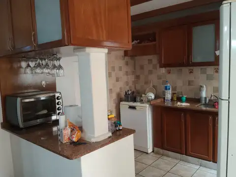 Depto Tipo Casa en Alquiler de 3 ambientes