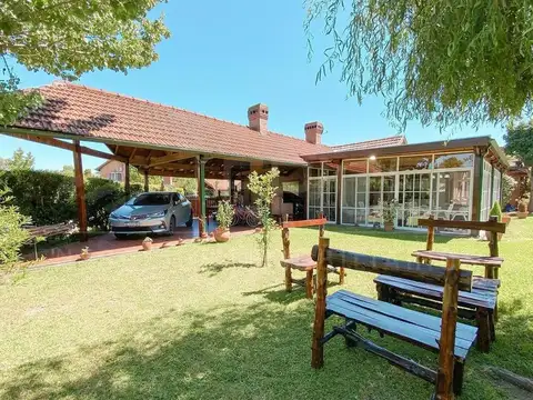 Casa a la venta Campos de Echeverria - Digna de ver!