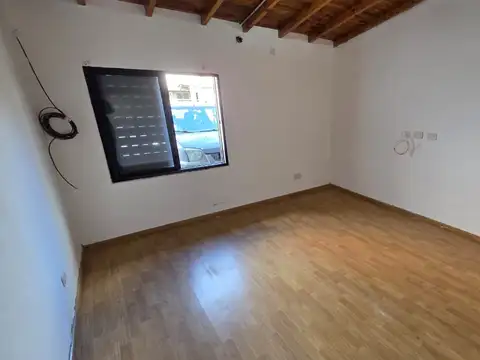 Casa en Alquiler en Monte Grande, $ 400.000