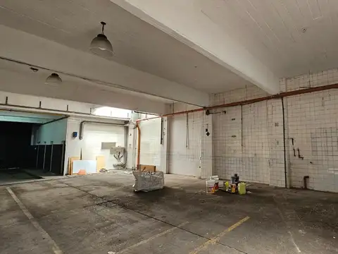 Galpon en Alquiler en Mataderos, $ 3.750.000