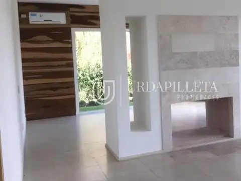 Casa en venta en Pilara - La Berlina