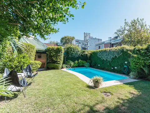 VENTA  CASA  4 DORMITORIOS 8 AMBIENTES  VICENTE LOPEZ  PILETA  PARRILLA
