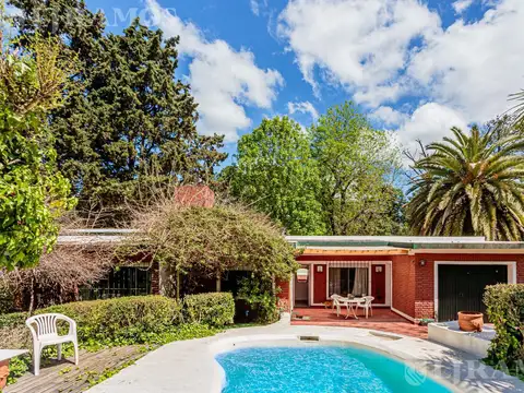 VENTA CASA 4 AMB PILETA COCHERA PILAR