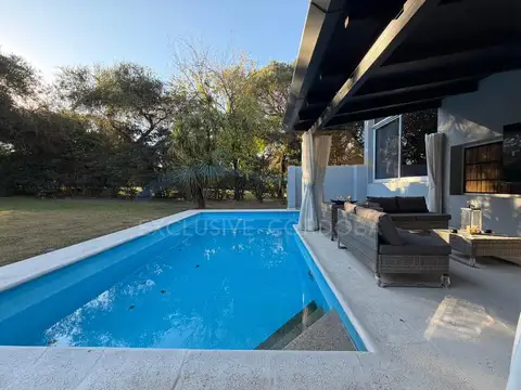 LOMAS DE LA CAROLINA CASA EN VENTA