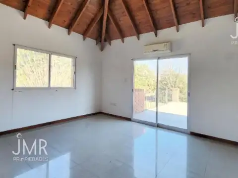 Casa 7 ambientes con 4 baños