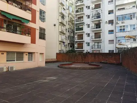 Oficina 6 ambientes con 3 baños