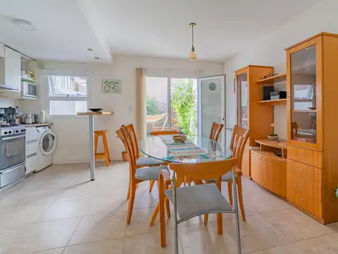 Depto Tipo Casa en Venta 8 años