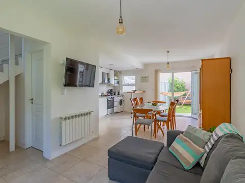 Depto Tipo Casa en Venta de 2 dormitorios