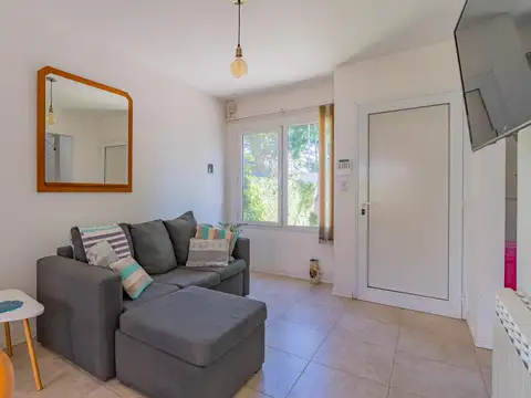 Depto Tipo Casa en Venta en Los Pinares, USD 120.000