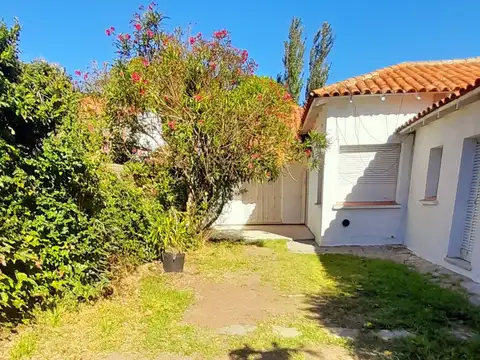 Casa en Alquiler en Florida Mitre/Este, $ 2.600.000