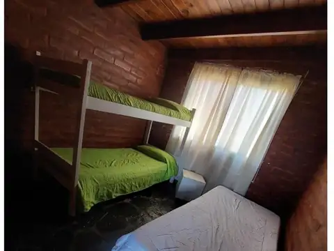 Casa 3 ambientes con 4 baños