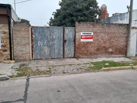 Terreno en Venta 25  mts Fondo