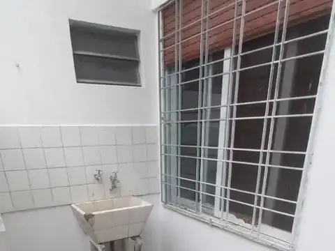 Depto Tipo Casa en Alquiler en Villa Bonich, $ 370.000